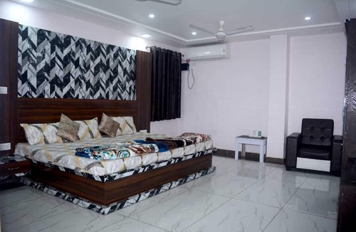 Chitrakoot Hotel | SHRADDHA SHIVAM RESIDENCY