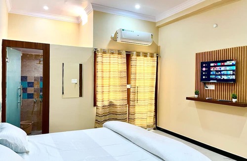 Orchha Bed & Breakfast | Raghav ji home stay