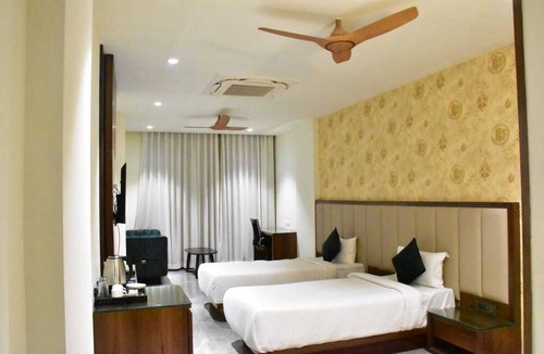 Shahdol Hotel | Hotel Atiraj