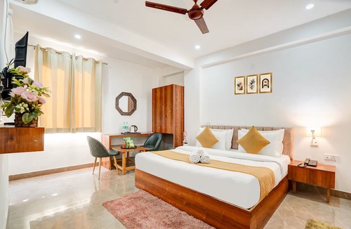 Mahipalpur Extension Bed & Breakfast | Breezy Height