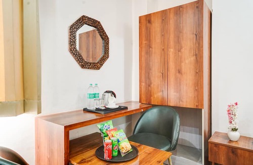 Mahipalpur Extension Bed & Breakfast | Breezy Height