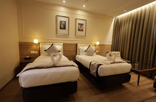 Hubli Hotel | Hotel Aashray Inn