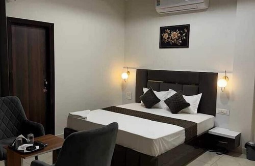 Focal Point Hotel | Hotel palm Bliss