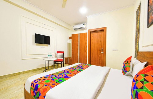 Knowledge Park III Hotel | Fabhotel Prime The Golden Petals & Banquet