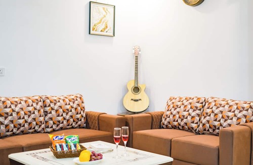 Taoru Villa | ELIVAAS 5 BHK With Pvt Pool - Zenora