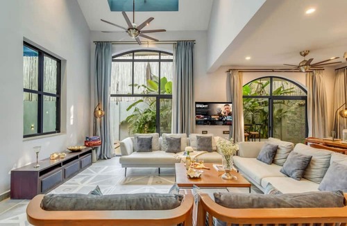 Morjim House | Luxury 4bhk Villa Near Morjim Beach Casa da Paz