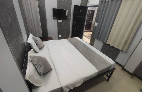 Gomti Nagar Hotel | Sharvil inn