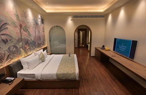 Bahadrabad Hotel | Tree of Life Ganga Dwar, Haridwar
