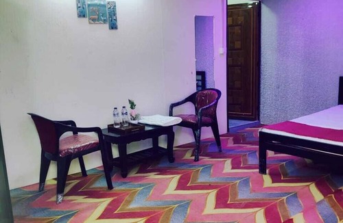 Naini Hotel | Maple Tree resort & restaurant