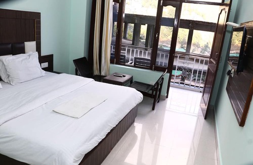 McLeod Ganj Hotel | Hotel Hillora Mcleodganj