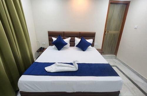Gomti Nagar Hotel | Sojourn Inn