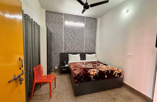 Faizabad Hotel | Hotel Gurudev Palace