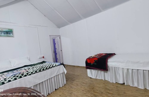 Naini Hotel | The Mahakumbh Vatika