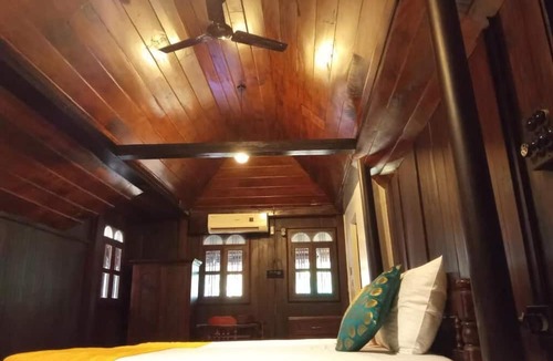 Janakpuri Apartment | AYURVEDA TOURS INDIA