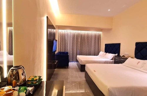 Vijayapura Hotel | Galaxy Club & Hotel