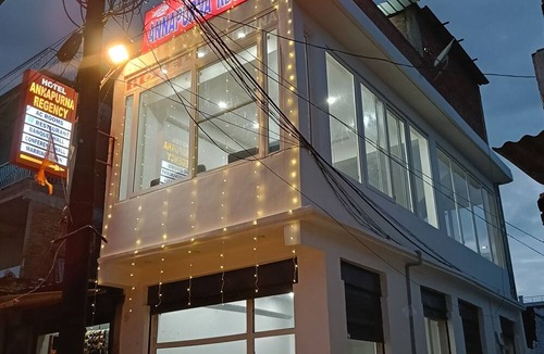 Vindhyachal Hotel | HOTEL ANNAPURNA REGENCY