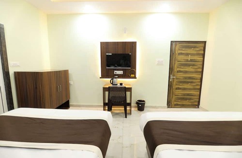 Kalyanpur Hotel | Shree Krishna Inn