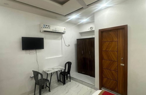 Malviya Nagar Hotel | Hotel Star Marigold