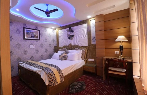 Laheriasarai Hotel | The Imperial Hotel & Restaurant By GRB