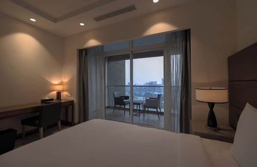 Nanakram Guda Hotel | Oakwood Residence Kapil Hyderabad