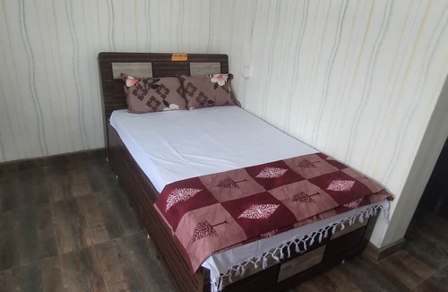 Rewa Hotel | Shiva guest house