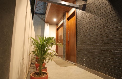 Agra House | Saroj Villa