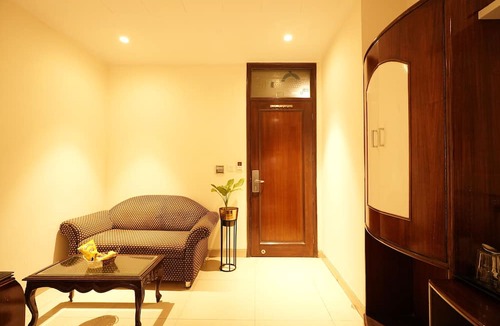 Paharganj Hotel | THE SINGH EMPIRE