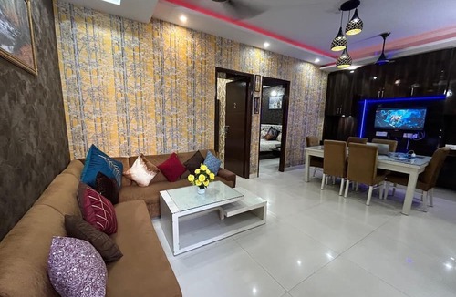 Zirakpur Apartment | Entire 3bhk Luxury Flat in Zirakpur-panchkula-chandigarh-mohali, Punjab, India