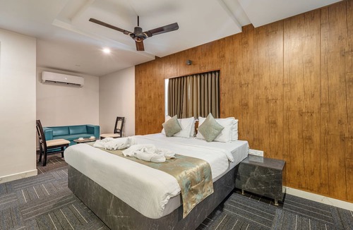 Yadgir Resort | VS Green Valley Revtree