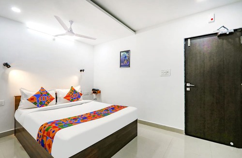Medchal Hotel | FabHotel VK’s Bahadurpally- Nr. Mahindra University, Bahadurpally, Jeedimetla