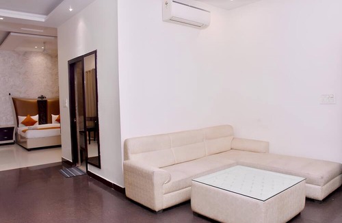 Bareilly Resort | Nirmal Resort