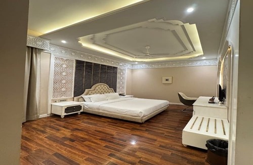 Meerut Hotel | Devrath By Big Bite Resort