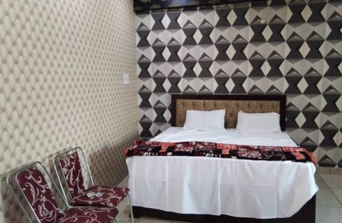 Hapur Hotel | Chappan bhog hotel Hapur