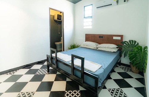 Gandhipuram Hostel | Decostel