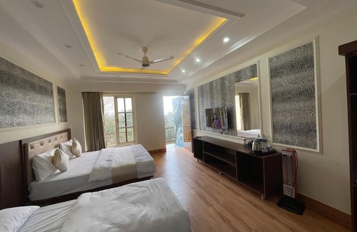 Dhaliara Hotel | Paradise Woodland Resort Chintpurni