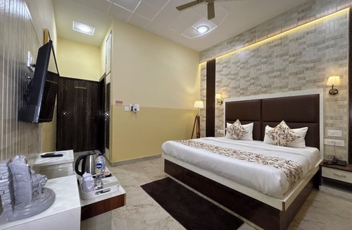 Agra House | The Orchid Retreat Agra - Stay Near Taj Mahal