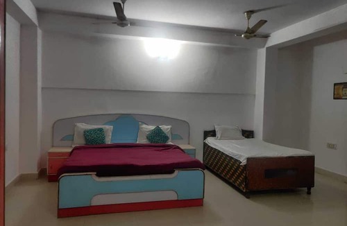 New Delhi Hotel | Hotel Abhishek Residency By The Arrow