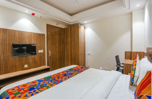 Kanpur Hotel | Fabhotel Stargaze