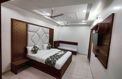 Aligarh Hotel | Hotel Royal Vrindavan