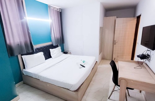 New Delhi Hotel | Roomshala 150 Happy Inn Vinod nagar