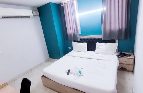 New Delhi Hotel | Roomshala 150 Happy Inn Vinod nagar