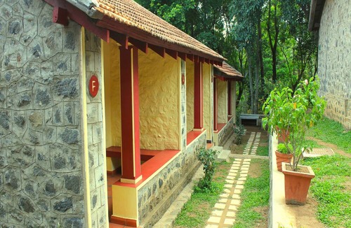 Yercaud Hotel | The Last Shola Cottages