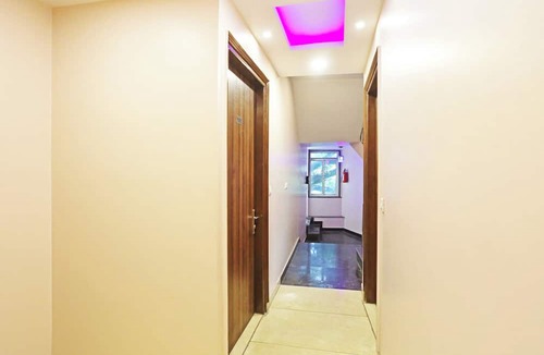 Mahipalpur Extension Hotel | Airport Hotel Redstone