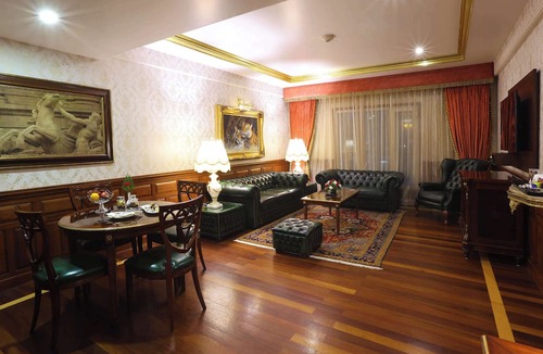 Jalandhar Hotel | Radisson Hotel Jalandhar Grand Windsor Resorts Ltd