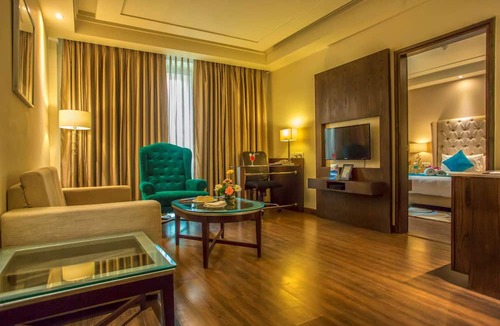 Jalandhar Hotel | Sarovar Portico Jalandhar