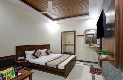 Old Delhi Hostel | New Royal Hotel