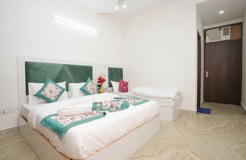 Jangpura Hotel | Sarthi Home Stay