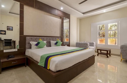 Zirakpur Hotel | Treebo Omnibliss
