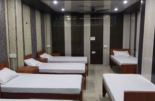 Mainpuri Hotel | Shree Ram Lodge