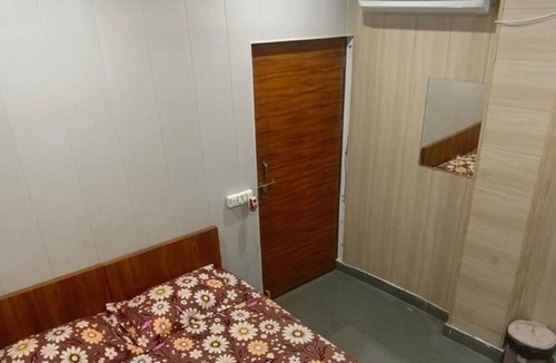 Mainpuri Hotel | Shree Ram Lodge